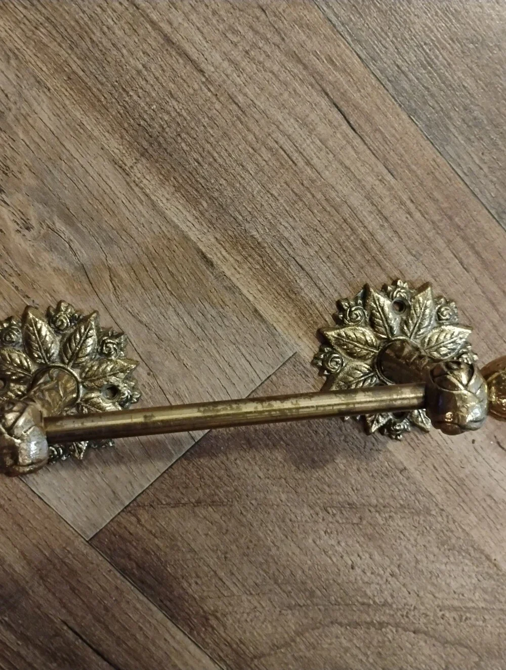 Brass Toilet Tissue Holder Rack